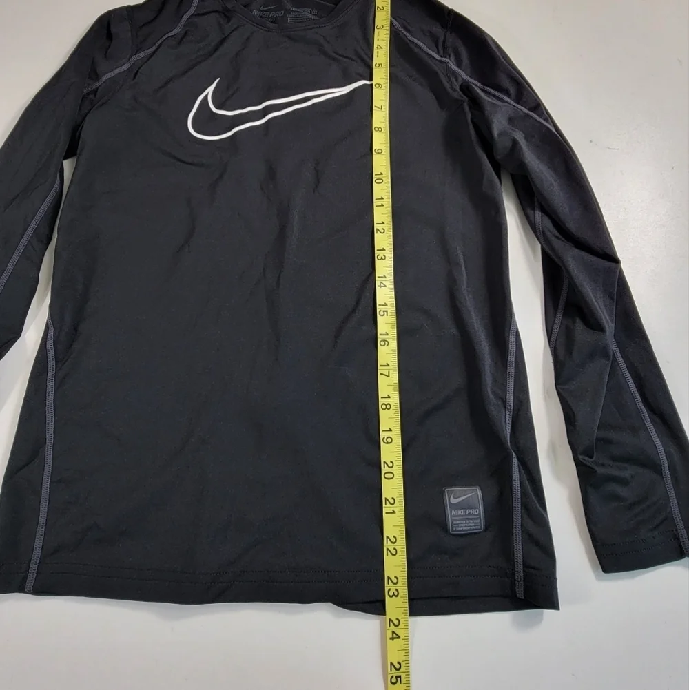 Nike Pro Size L Boys Black Athletic Long Sleeve DriFit Fitted Top breathable